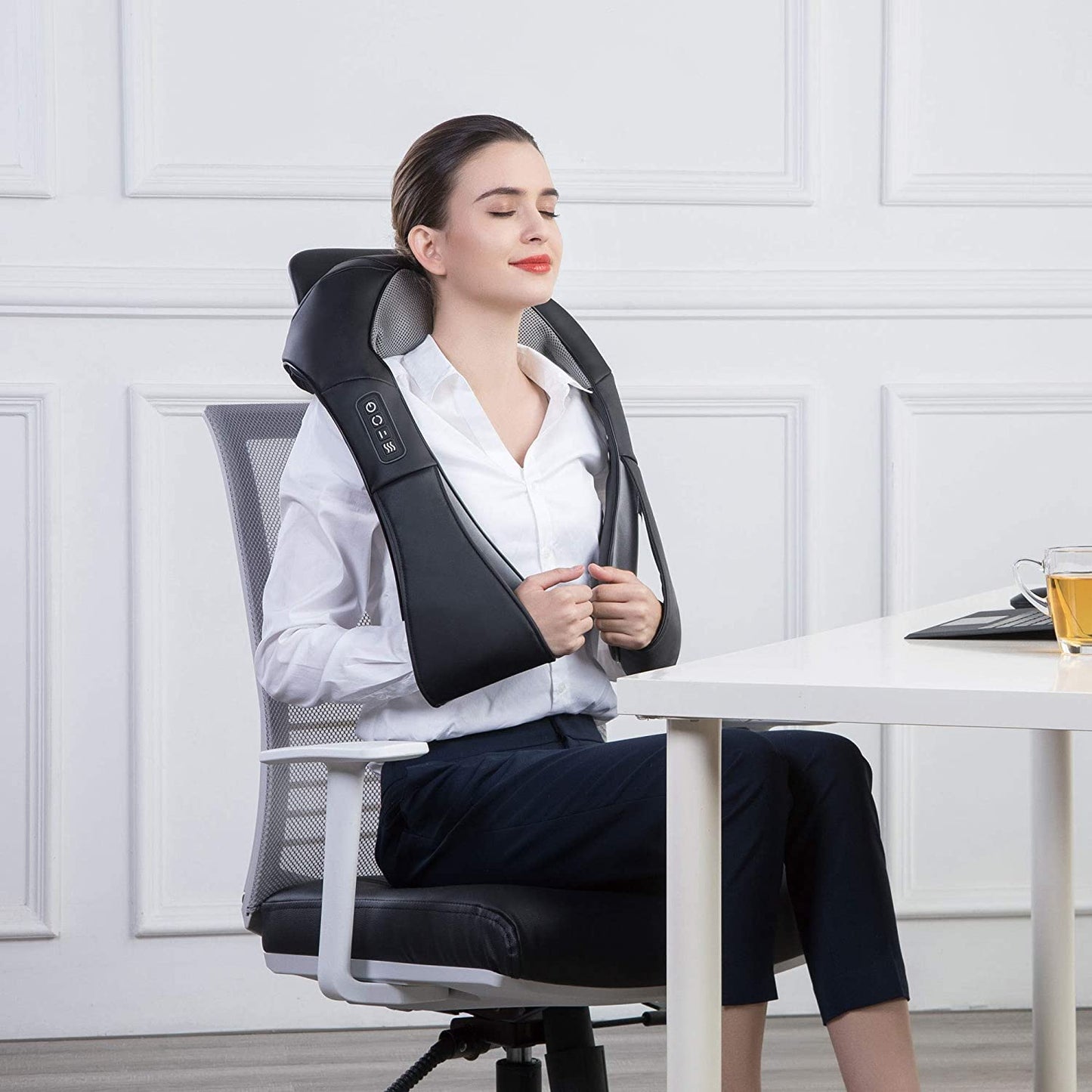 Shiatsu massager- Heat and Neck