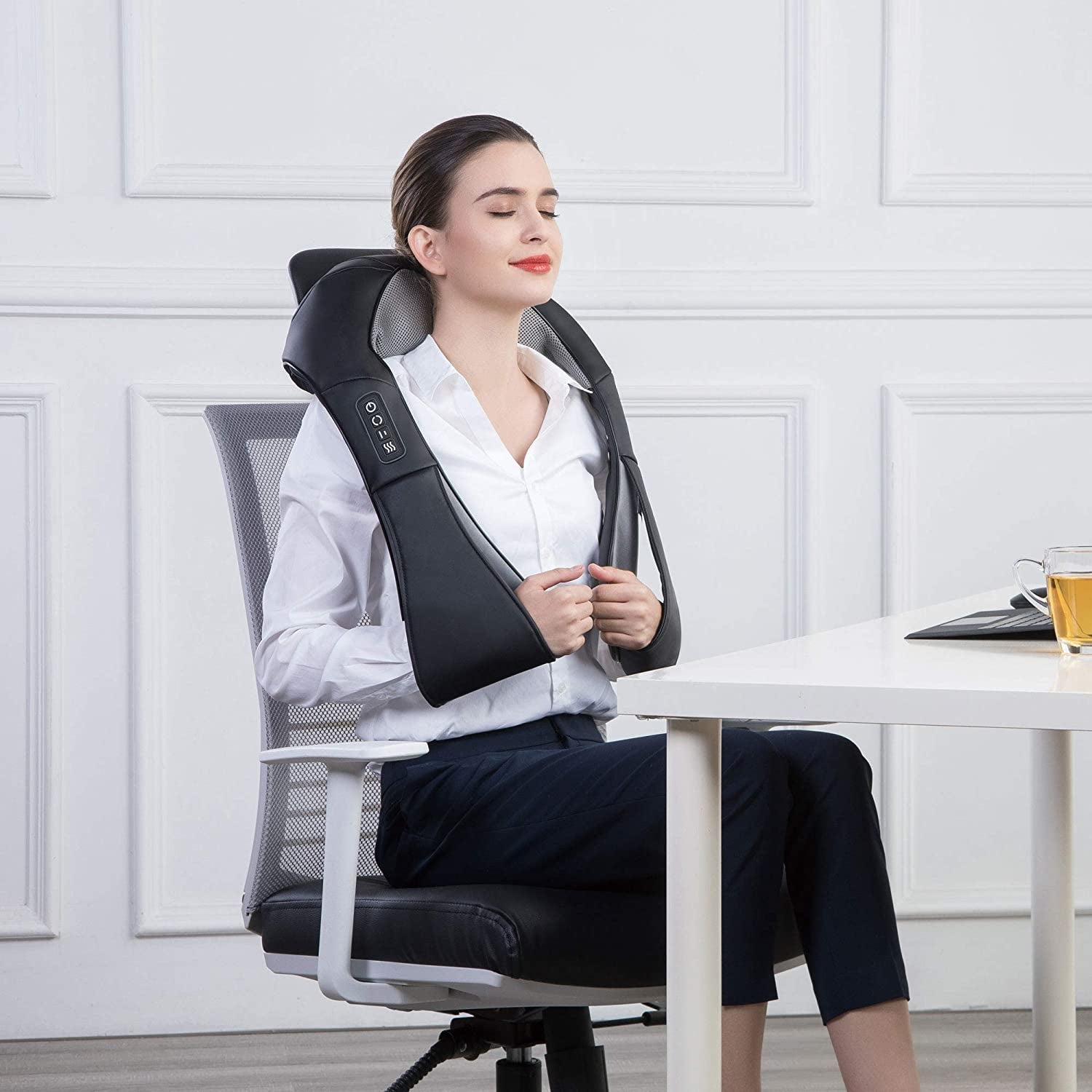 Shiatsu massager- Heat and Neck